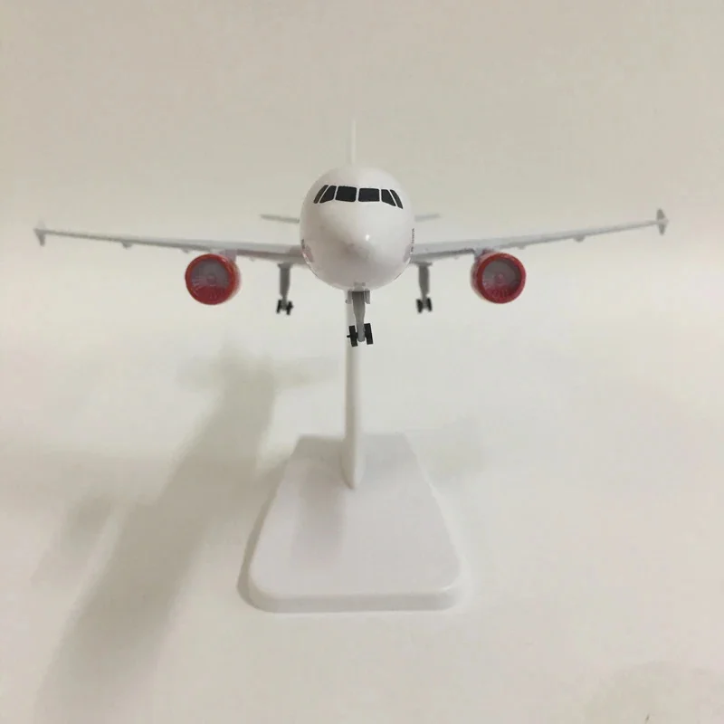 20 سنتيمتر نموذج طائرة Airasia ايرباص A320 سبيكة معدنية دييكاست 1:400 مقياس لعبة الطائرة مع عرض موقف الأطفال التعليم الطائرة