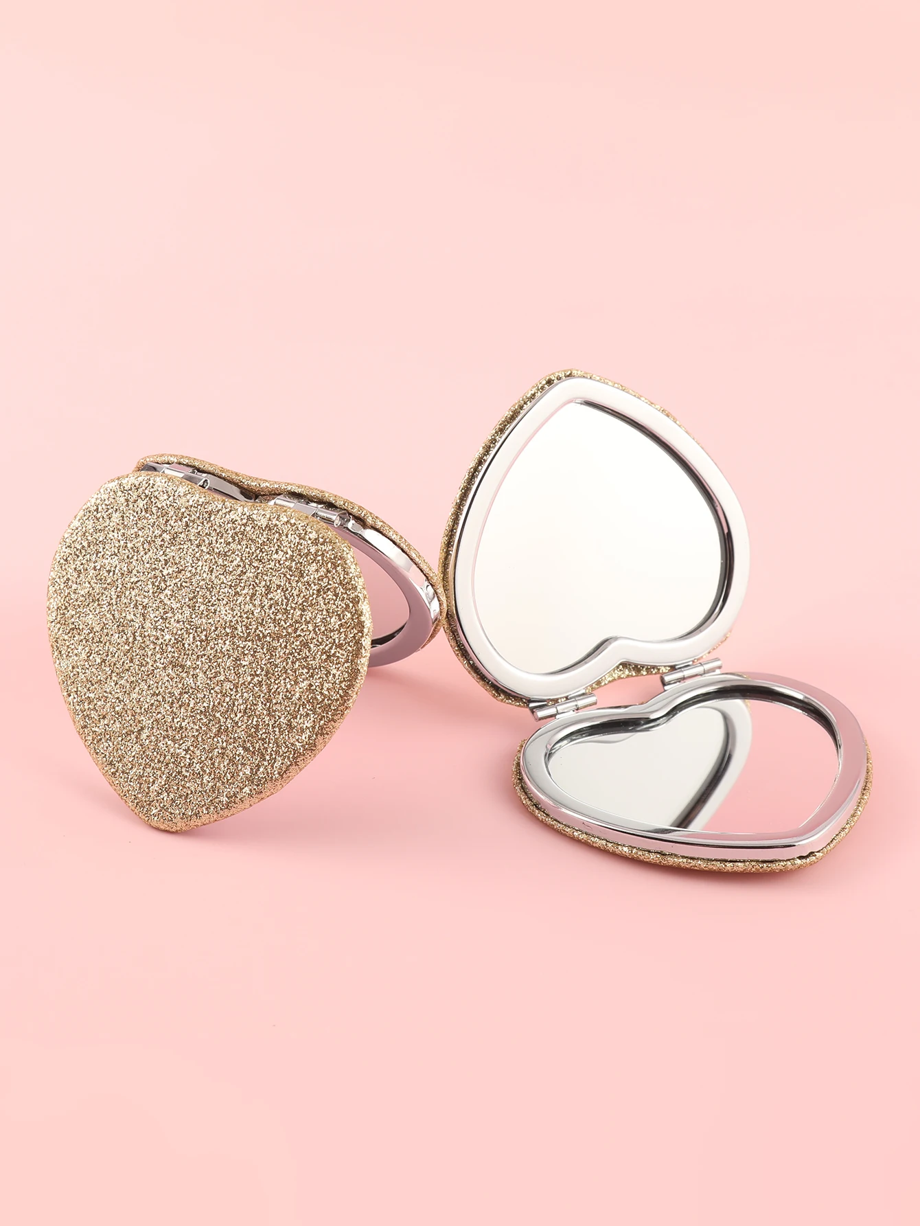 1PC Heart Shape Loose Powder Double Sided Makeup Mirror Portable For Girlfriend Mum Wife Teacher Sister Auntie Birthday Wedding