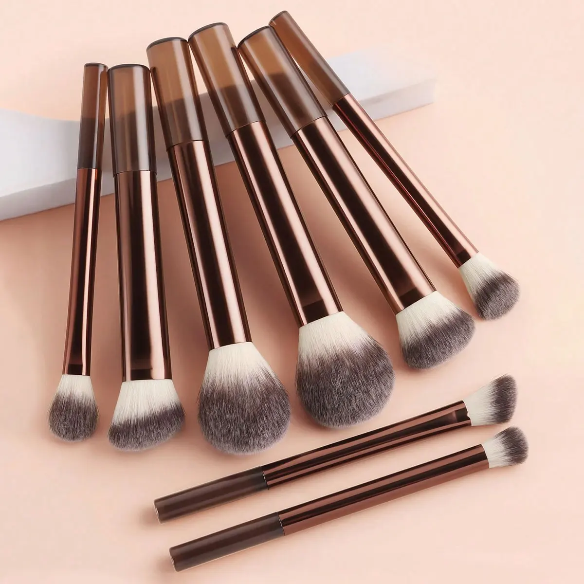Professionelles multifunktionales Make-up-Pinsel-Set, 8-teilige Make-up-Pinsel mit langem Griff, einschließlich Puder, Rouge, Grundierung, Kontur, Nr