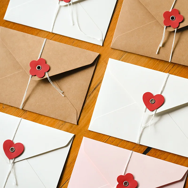 

5pcs 200gsm Paper Envelopes for Letters Kawaii String Buttons Love Envelopes DIY Wedding Party Invitation Cards Cover Gift Wrap