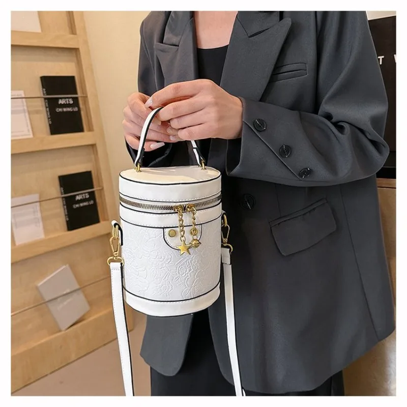 

Кожаная сумка класса люкс для женщин, дизайнерская винтажная сумка через плечо, вместительная, минималистичная, уникальная, элегантная, сумка для подгузников