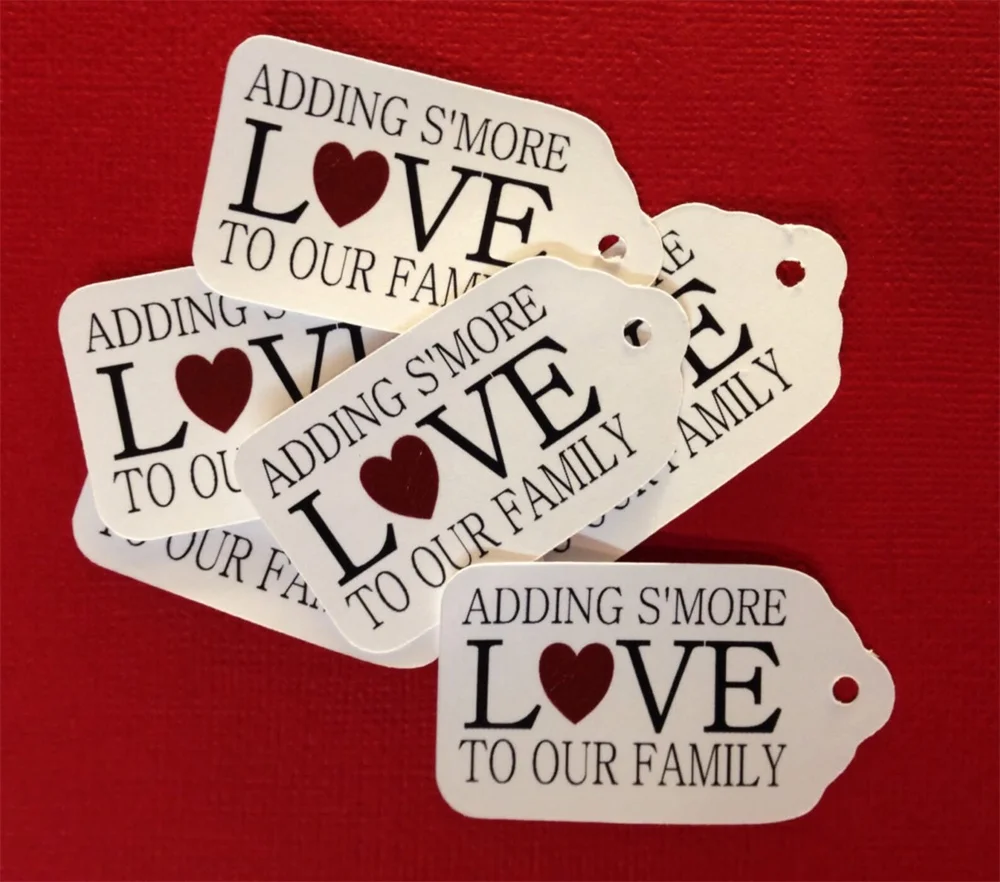 50 pezzi di aggiunta personalizzata S'More Love to our Family 50 piccole etichette per bomboniere da 2"