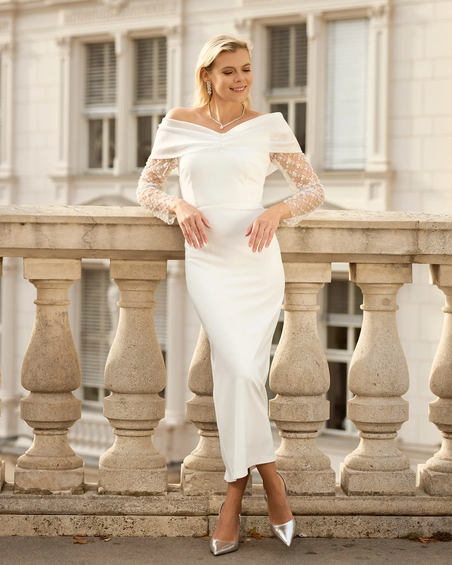 Vestidos De Noche personalizados De alta calidad con cuello barco y lentejuelas con cuentas y perlas, Vestido De fiesta blanco con pliegues elegantes