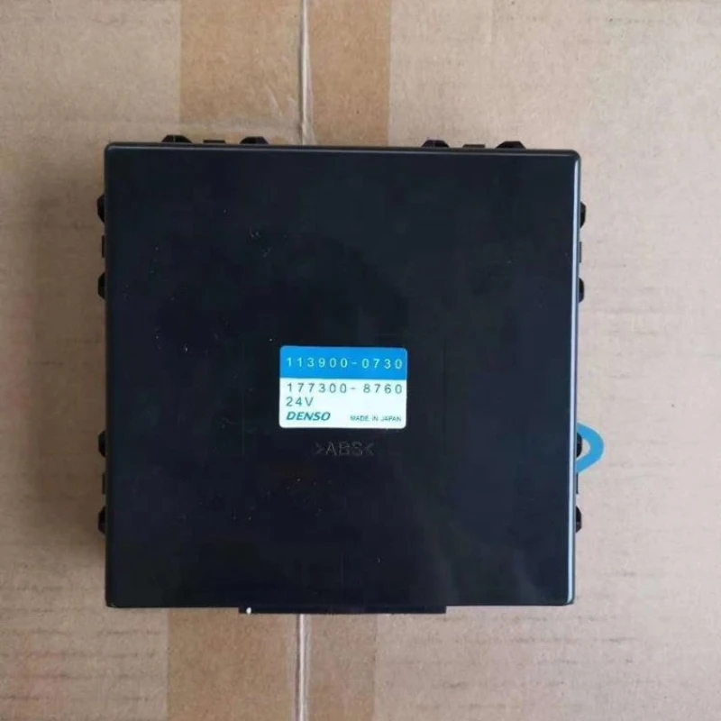 PC200--8 PC200LC-8 Excavator Parts Original Air Conditioner Controller 20Y-810-1231