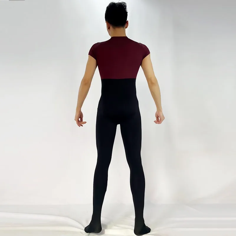 Costume da ballo per balletto personalizzato Tuta attillata da uomo Calzini da passo Abbigliamento Performance Pratica cinese a maniche corte