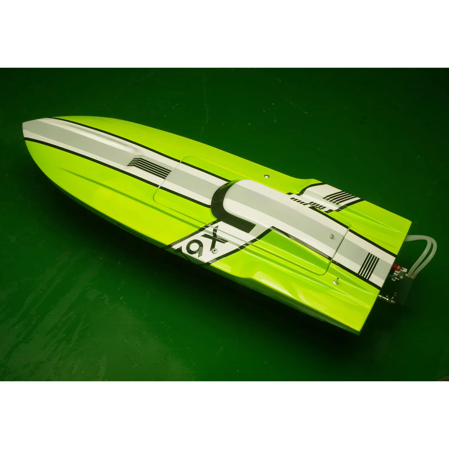 Nouveau DTRC X79 bateau de course télécommandé en fibre de verre modèle de bateau RC à grande vitesse moteur sans brosse étanche ESC 3KG Servo jouets de loisirs