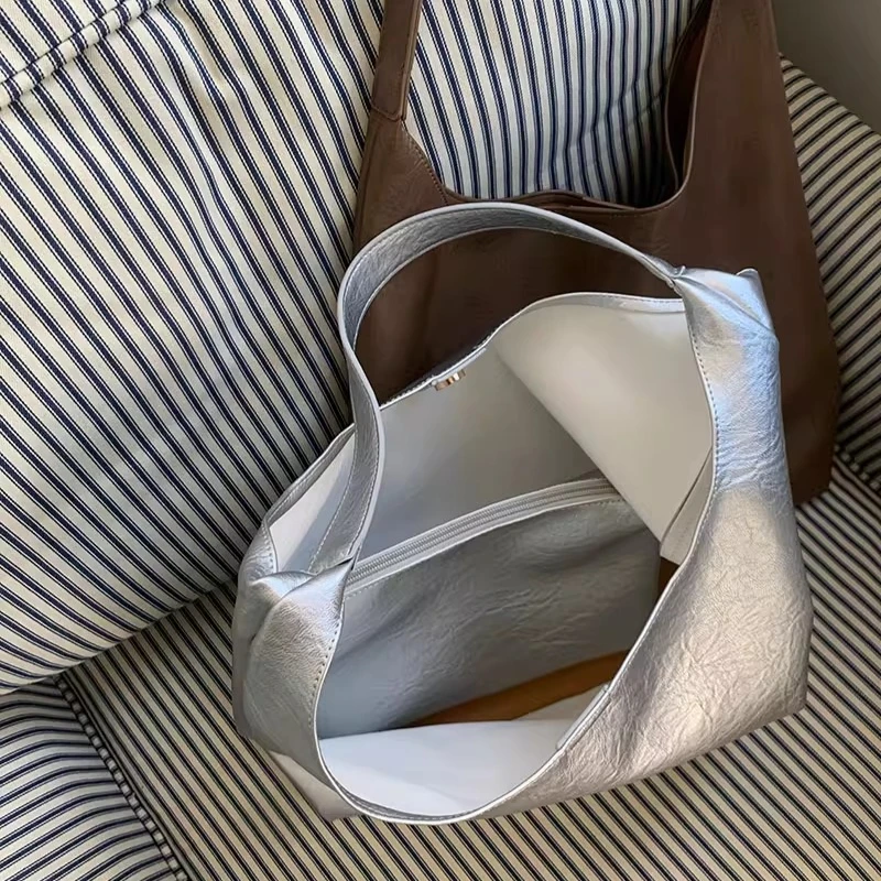 حقيبة كتف ذات سعة كبيرة للنساء محافظ فضية للنساء محافظ وحقائب يد وحقائب يد وحقائب مدرسية وحقائب يد للفتيات