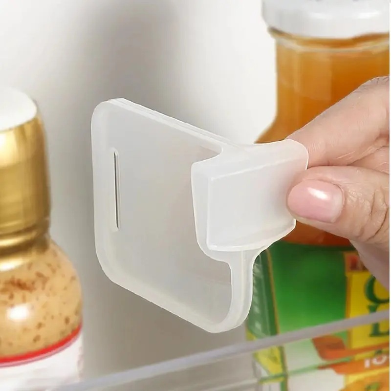 Refrigerator divider multi-functional storage and arrangement divider snap type refrigerator divider clip can be adjusted