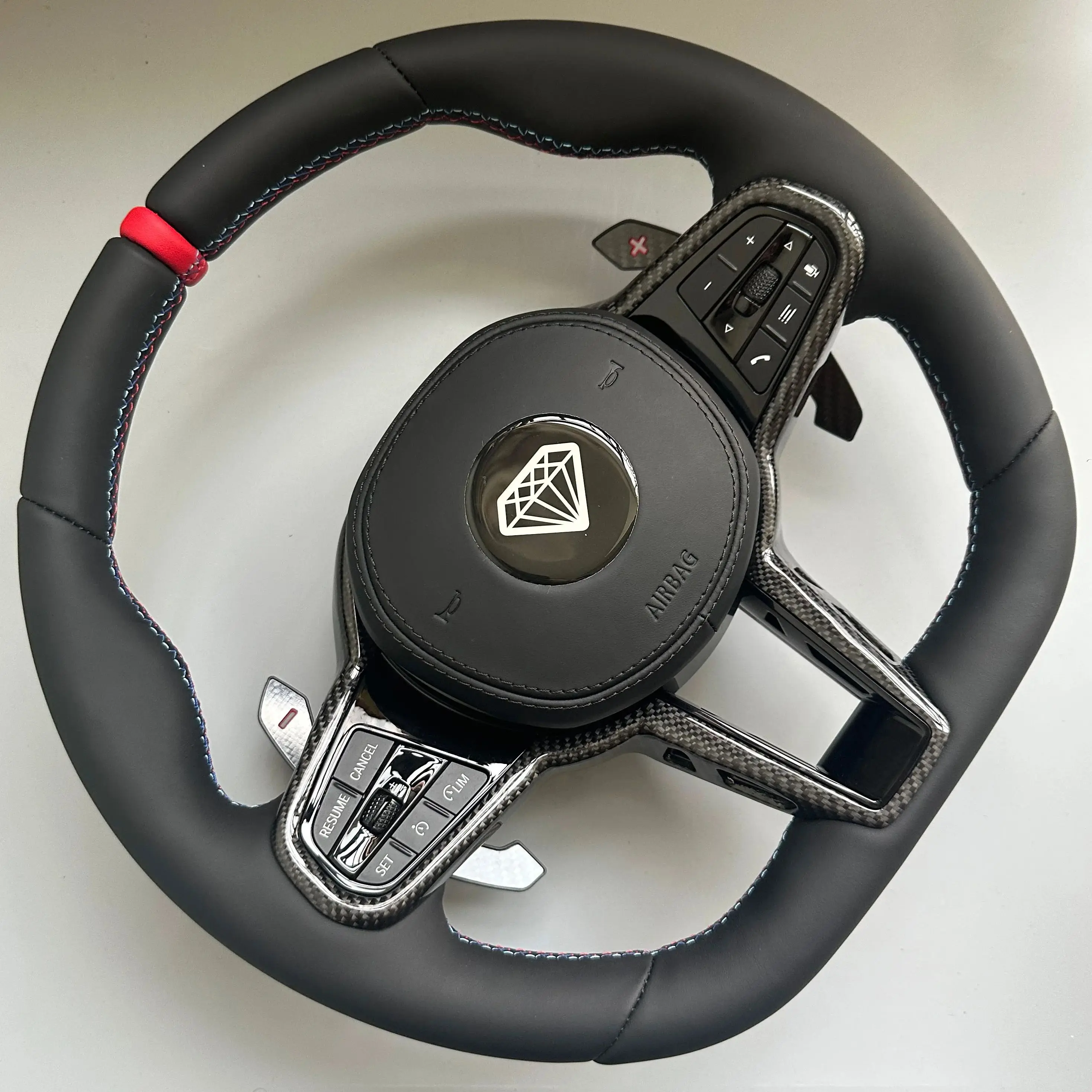 Customize Carbon Fiber Steering Wheel For BMWs G80 M3 G82 G83 M4 G20 G30 G08 F07 F10 F11 F12 F13 F14 F15 F16 F22 F30 F31 F32 F33