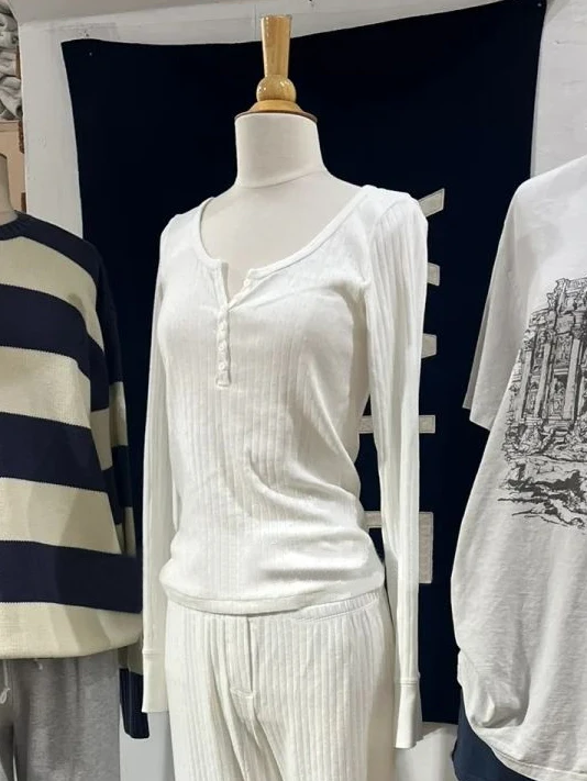 

Six Buttons Eyelet Long Sleeve T-shirt Woman O-neck Cotton Slim Summer Tee Shirts Summer White Casual Simple Tshirt Y2k Tops New
