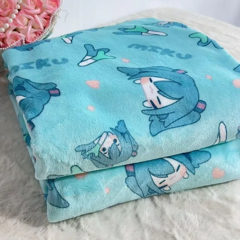 

New Hatsune Miku anime two-dimensional cartoon double-sided plush blanket creative personality washable warm thickened sheets