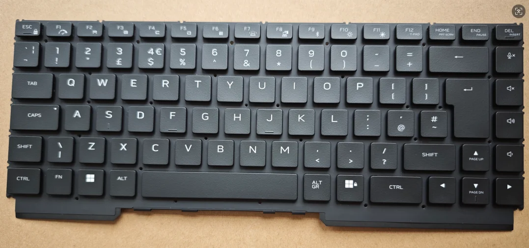 

Новая британская клавиатура для ноутбука DELL Alienware M15 R5, M15 R6, M15 R7 с RGB-подсветкой