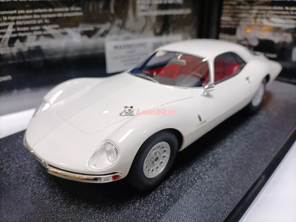 

Maxima 1:18 For Alfa Romeo TZ2 Coupe Pininfarina 1965 White modified sports car model collectible miniature car model