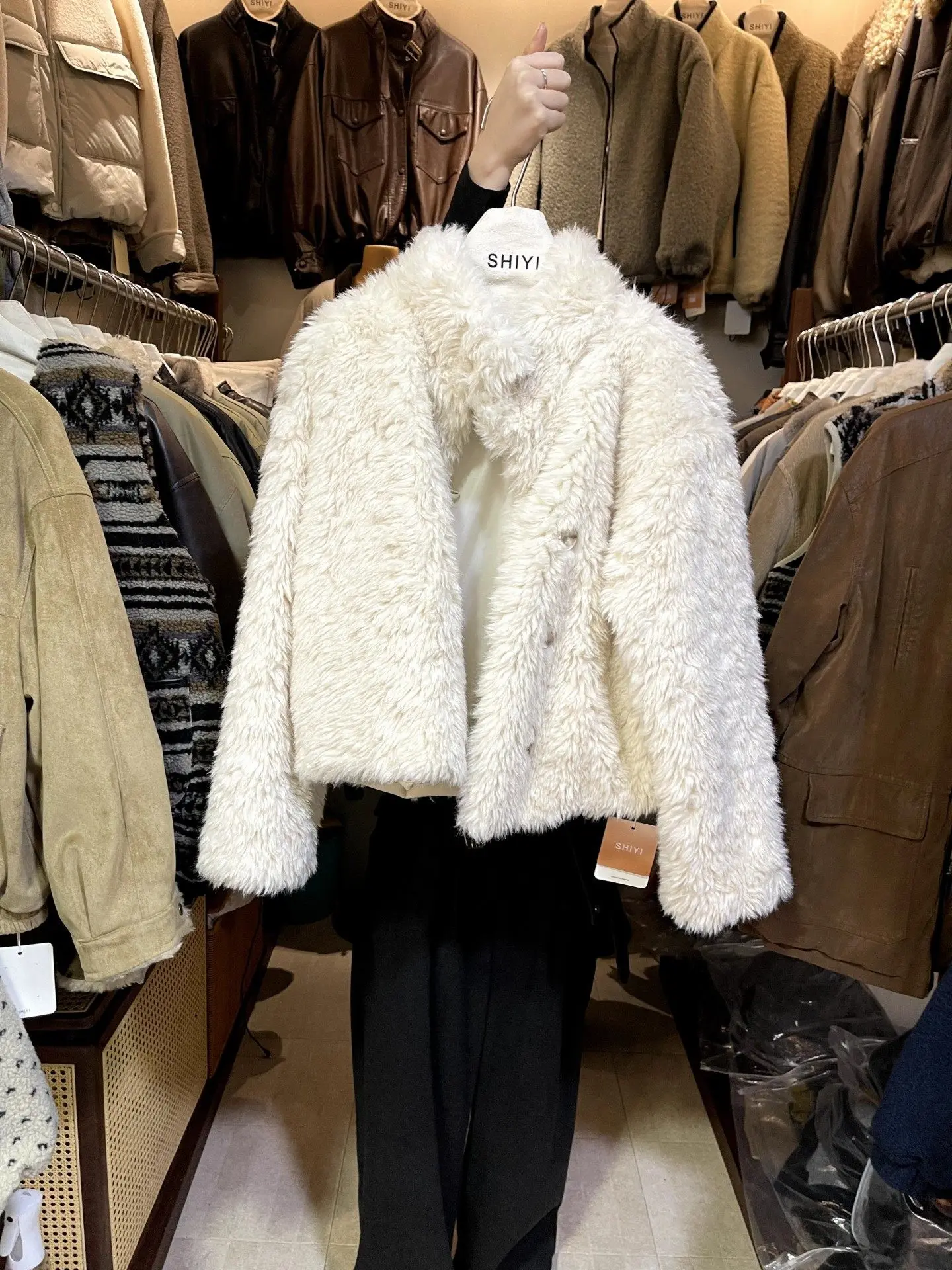 

Women's Autumn Winter Faux Wool Long Sleeve Stand Collar Single Breasted Loose Short Coat Lady Korean Style Faux Fur Outwear