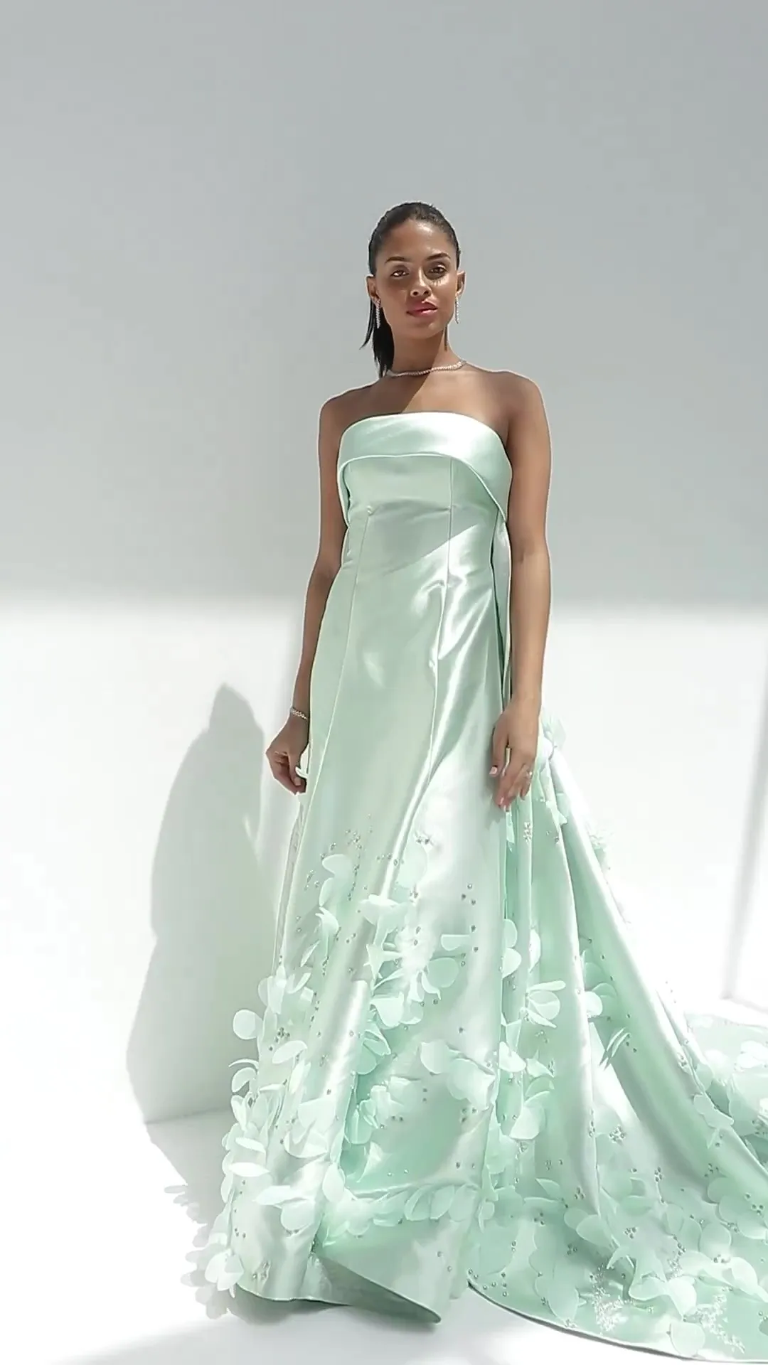 Vestidos de Fiesta de satén con diamantes de imitación, vestidos de tubo sin tirantes, para ocasiones formales