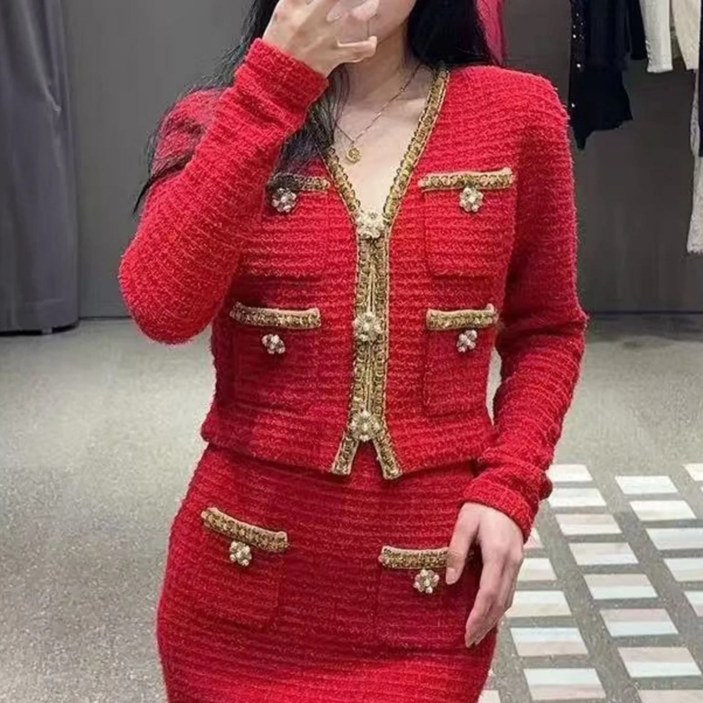 Women's red button two-piece suit with long-sleeved cardigan or slim-fitting pocket-decorated skirt