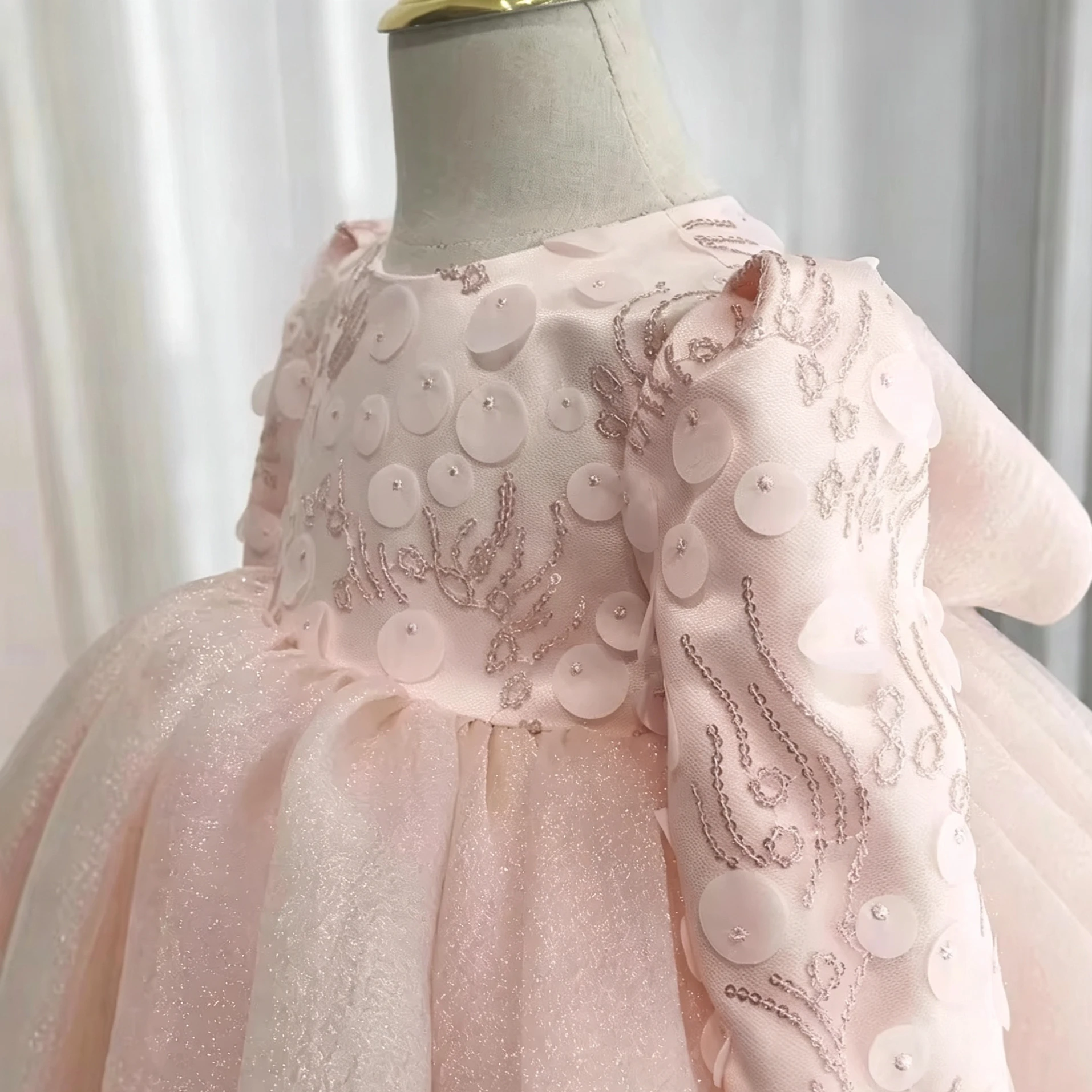 Customized Flower Girl Dress For Wedding Bow Appliques Long Sleeve Knee Length Elegant Kids Birthday First Communion Gown