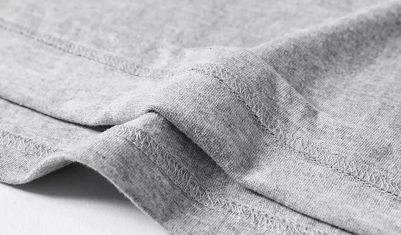 Gemütliches Leseticket im Herbst – T-Shirt für Buchliebhaber, Herbstliches Gemütliches Leser-T-Shirt mit Kürbis- und Gewürz-Motiv, Lässiges Baumwoll-Kurzarm-T-Shirt – Detail 6