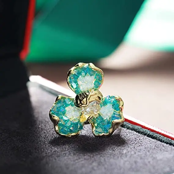 Gorgeous Blue Rock Crystal Stones 3 Petal Flower Brooch Pin