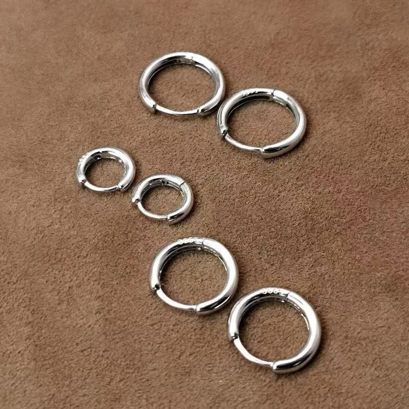 Exquisite 925 Sterling Silver Small Earrings, Plain Silver, Comfortable Earrings, Smooth Earrings, Suitable for Girls, Women view 2