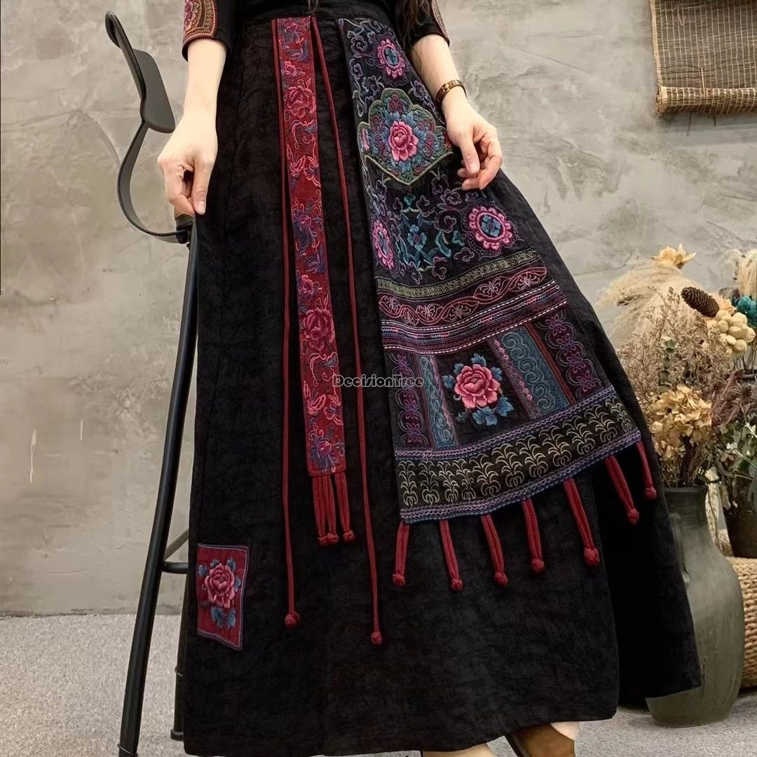 

Новинка осени 2024, женская длинная юбка из китайского хлопка и льна, жаккарда, с вышивкой, в стиле ретро, в этническом стиле, свободный костюм Тан, стильная полуюбка