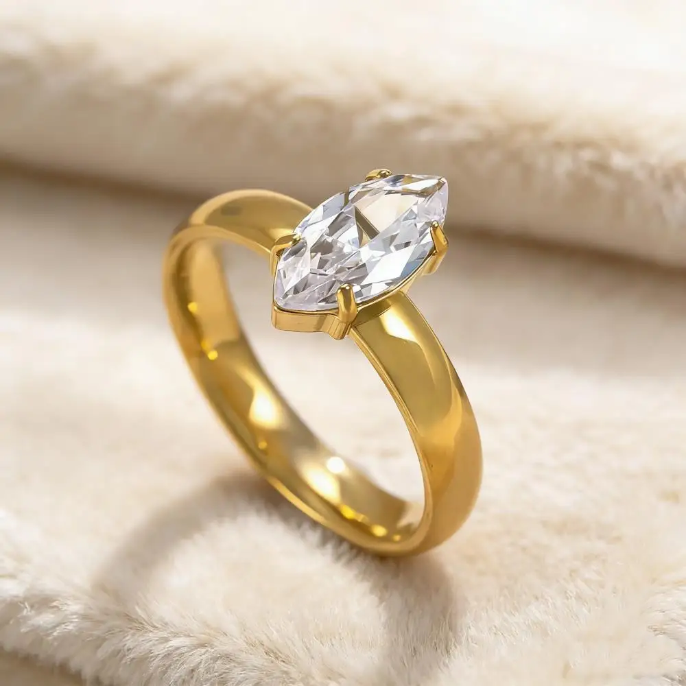 Horse Eye Stainless Steel Rings For Men Women Gold Color White Rhinestone Couple Wedding Bands Engagement Party Jewelry Gifts