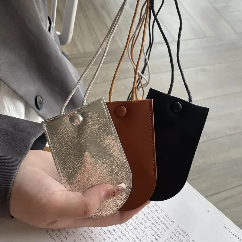 열쇠 가방 정리함 가정부 열쇠 홀더 목걸이형 열쇠 가방 PU 열쇠 지갑 풀아웃 타입 홀터 단색 한국 스타일