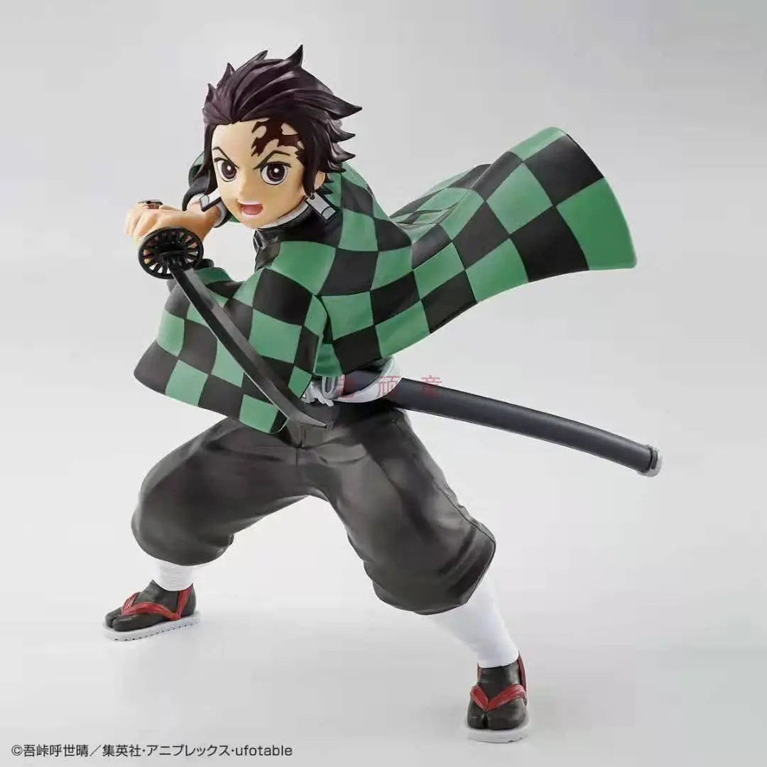 BANDAI Demon Slayer Model Kit Kamado Tanjirou Zenitsu Nezuko Inosuke Assembly Model Active Joint Action Figures Original