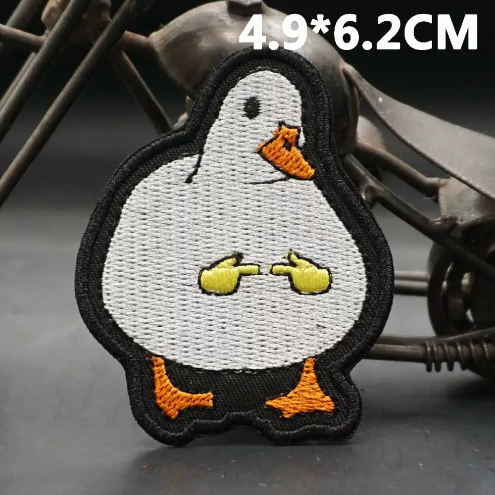 

Cute And Shy Duck Embroidery Hook And Loop Patch Cartoon Duck Morale Badge Armband Combat Applique Backpack Stickers