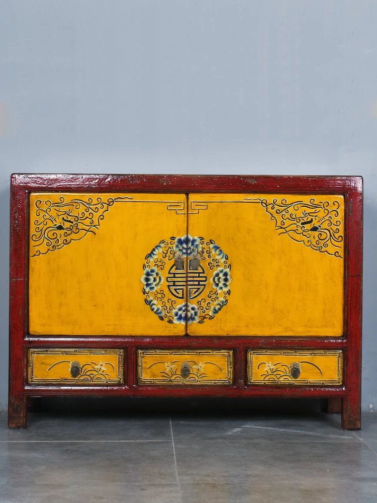 *بوفيه وخزانة جانبية من الخشب المستصلح