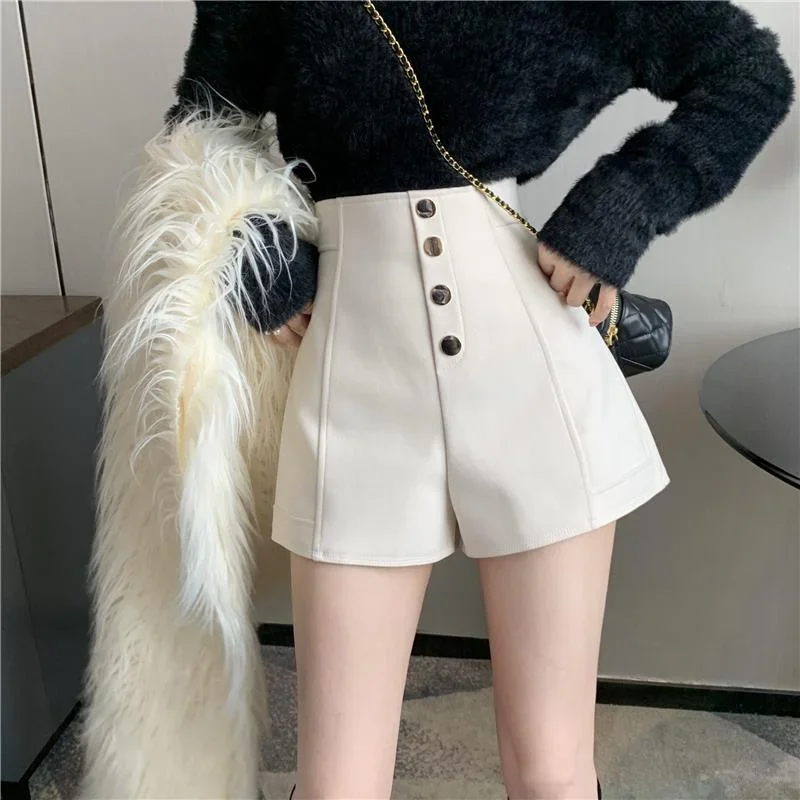 

Summer Cheap Hot Streetwear Aesthetic Fashion Nylon Wide Black Short Pants For Woman To Wear White High Waist Women's Shorts