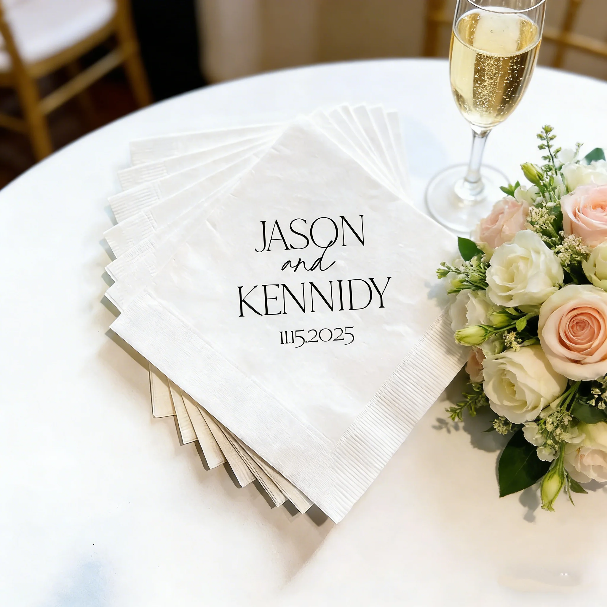 50pcs Personalized 3-Ply Wedding Napkins Custom Foil Print for Wedding Party Supplies