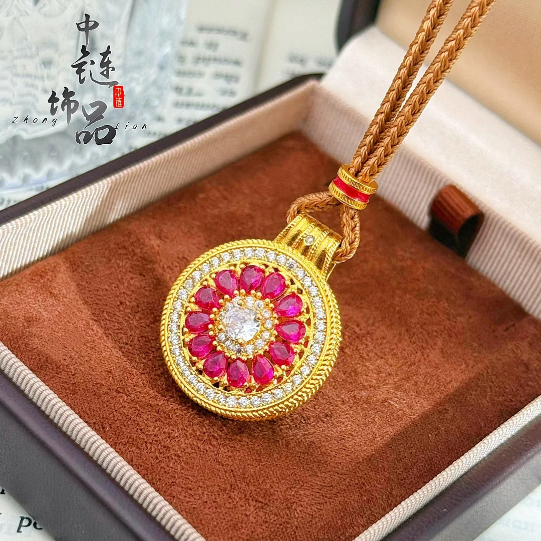 Diamond-encrusted sunflower compass pendant Double - sided diamond lemon slice compass 9999gold