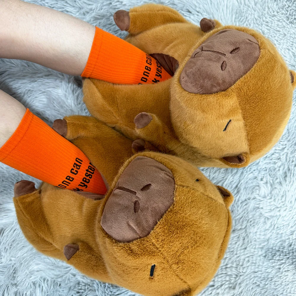 Men's Winter New Cartoon Cotton Slippers Cute Capybara Plush Slippers Comfortable Plus Size Warm Home Slippers Cotton Slippers