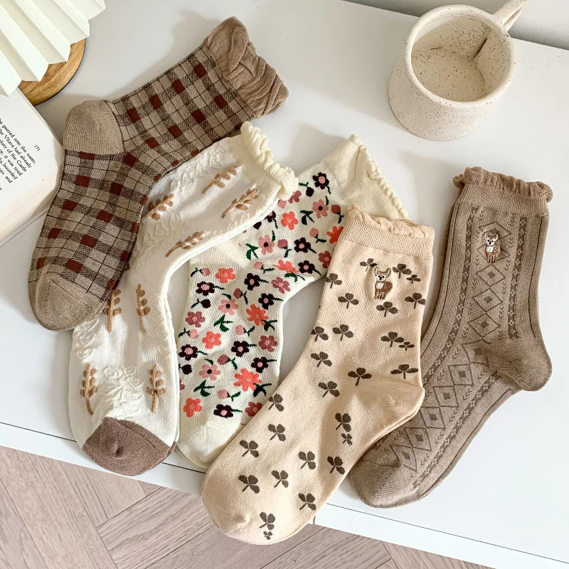 

Vintage Socks Lady Cute Lace Mid-tube Socks Ins Fashion Autumn/Winter Korean Version Japanese Argyle Check Preppy Stockings