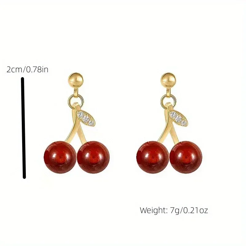 أقراط متدلية أنيقة من الكرز الأحمر مع لهجات ذهبية أقراط على شكل كرز يومي