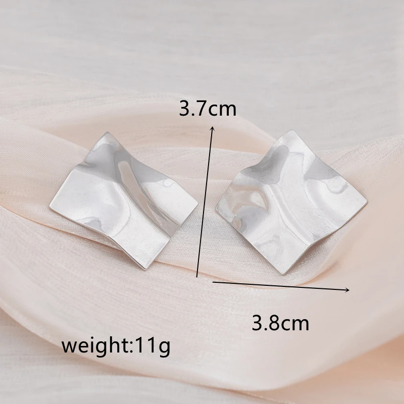 Big Fold Metal Gold Color Irregular Square Rhombus Stud Earrings for Women Geometry Ear Jewelry Accessory Wholesale Girl Gift