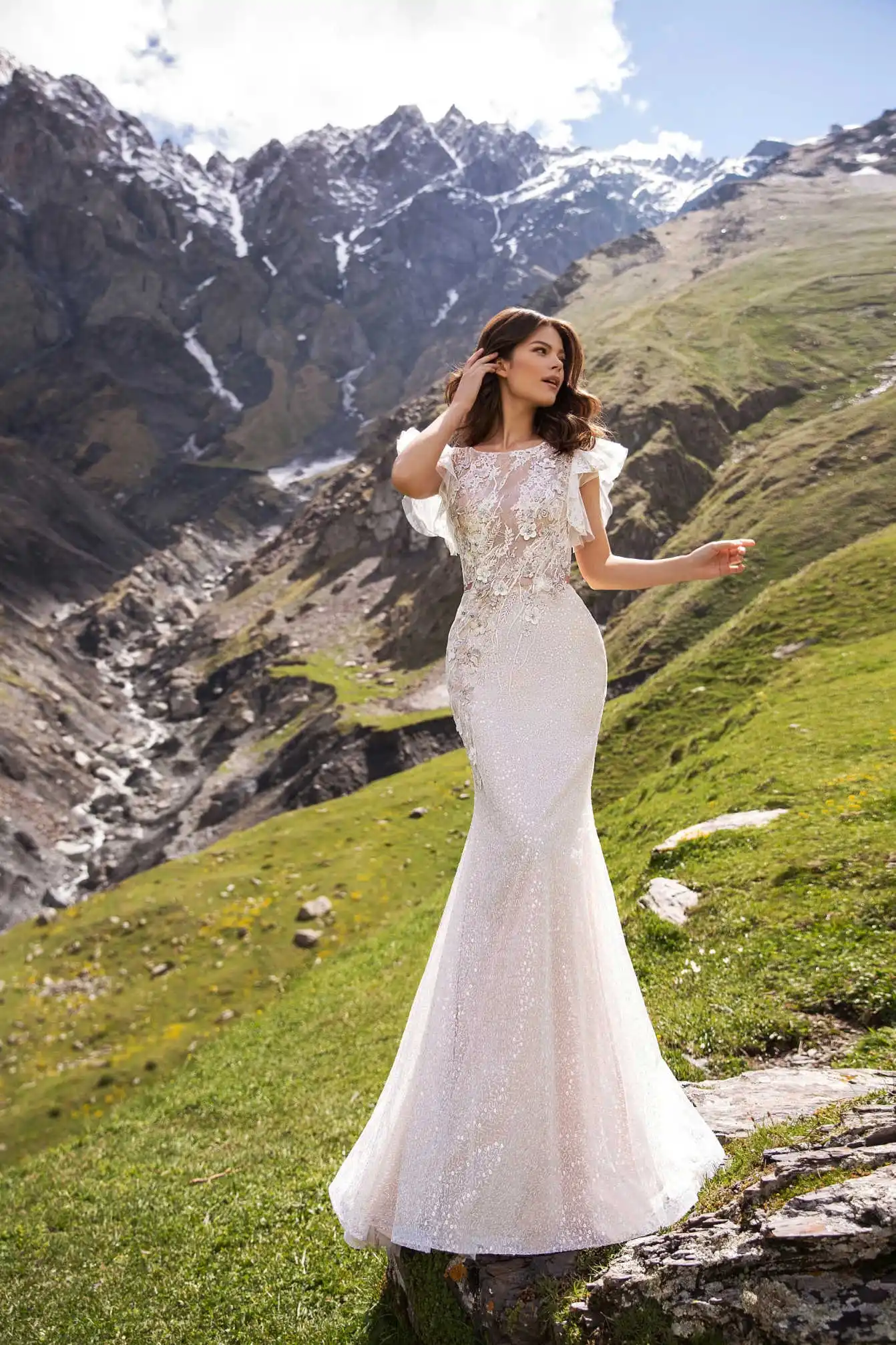 Luxury Mermaid Wedding Dresses With Short Sleeve Floor-Length Lace Appliques Bridal Gowns Plus Size Formal Occasion Customized
