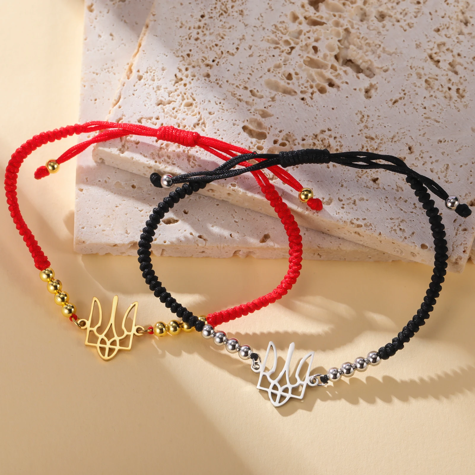 Ukraine Nationalsymbol Rot-Schwarzes Wachsseil-Armband für Frauen und Männer Edelstahl-Perlen-Armband Geburtstags- und Jubiläumsgeschenk