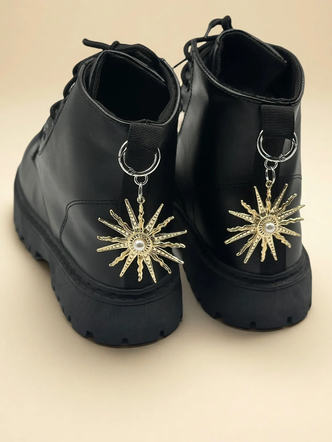 زوج واحد من زينة عباد الشمس من اللؤلؤ القوطي، يمكن استخدامه لتزيين الأحذية بنفسك، أبازيم الأحذية، أزياء الحفلات، للرجال والنساء P