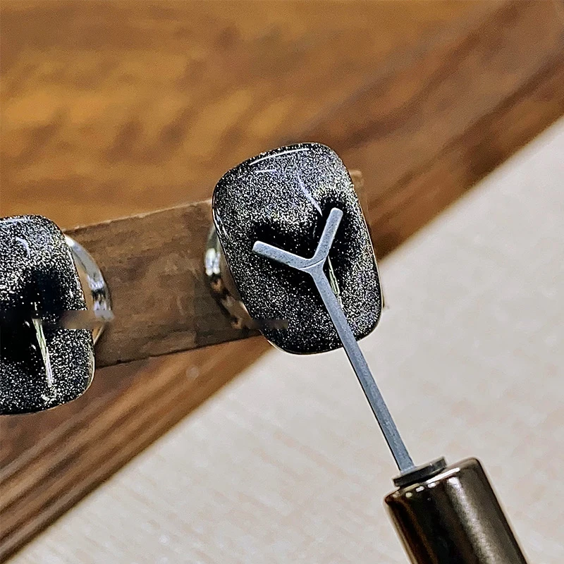 Strumenti per filo magnetico per unghie a forma di Y per creare forme di cuore e lingotto sulle unghie Accessori per l'arte con magnete per unghie a forma di cuore d'amore Cat Eye