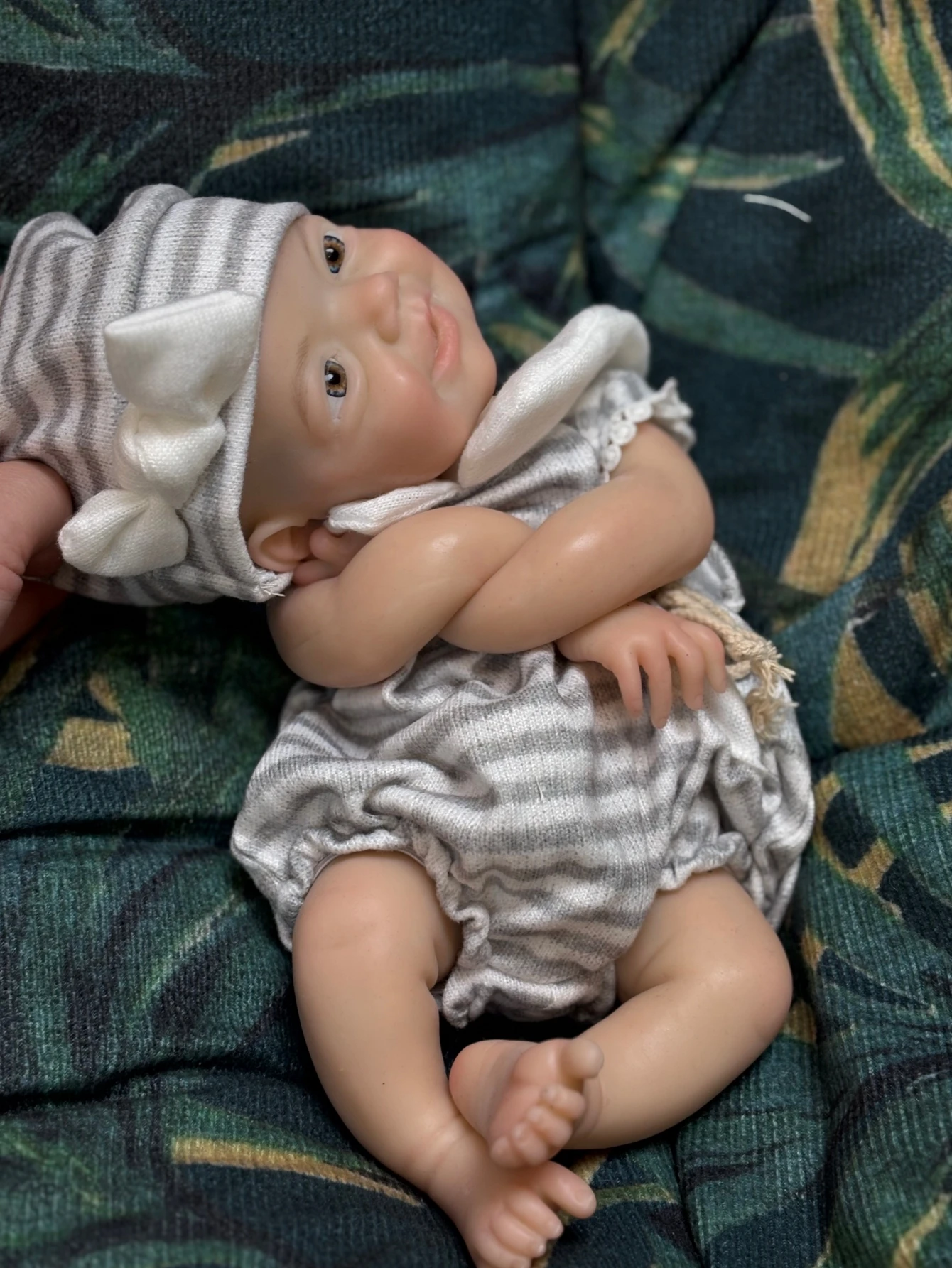 13インチ ラブリー アウェイク シリコン リボーンドール 男の子 ソフトタッチ 新生児 チャーリー 血管が見える コレクターズアイテム ギフト/女の子向けデコレーション