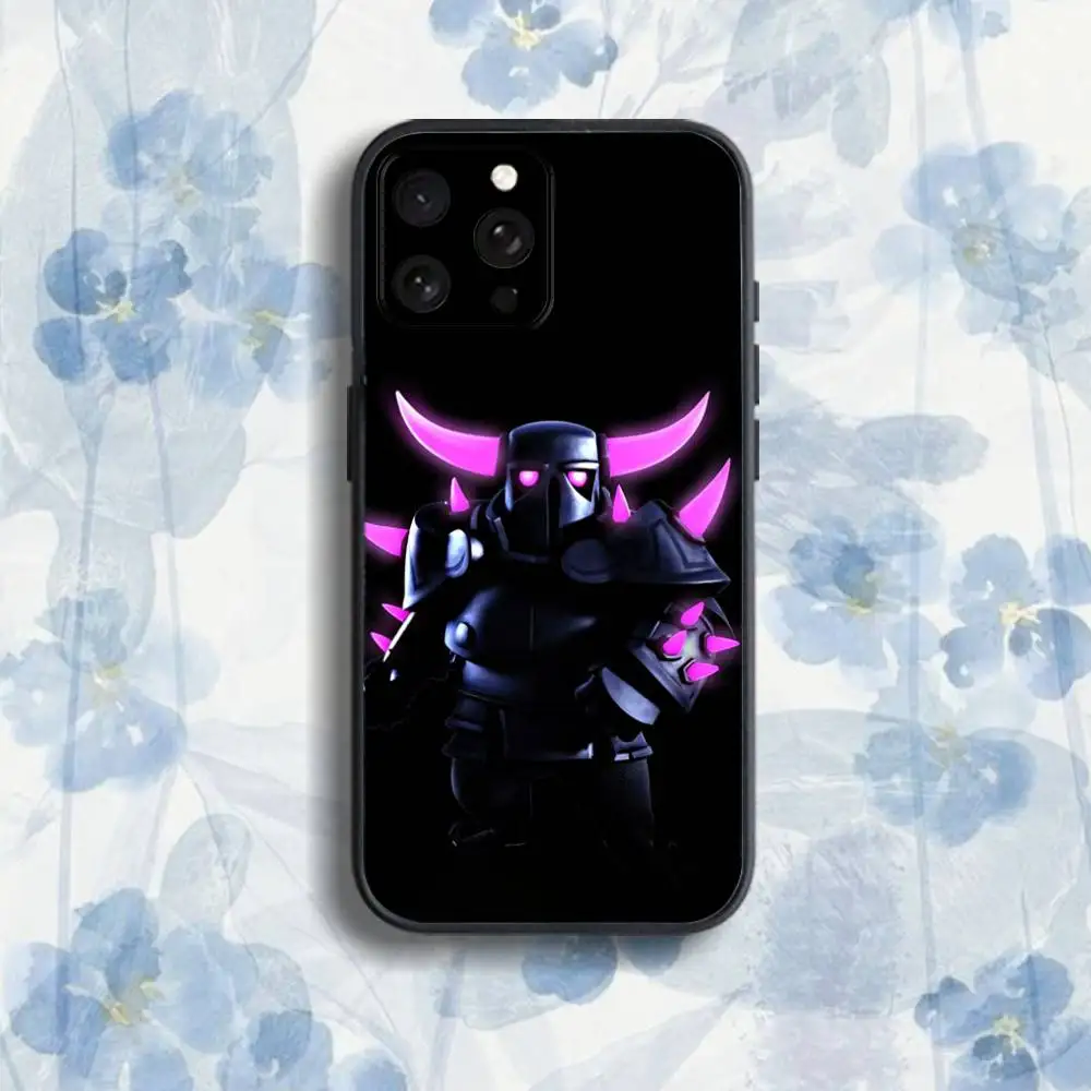 クールなP-PEKKA-esゲームフォンケース iPhone 17、16、15、14、13、12、Pro、Max、Plus、E、SE4、Air、Mini対応 ブラック ソフトボックス