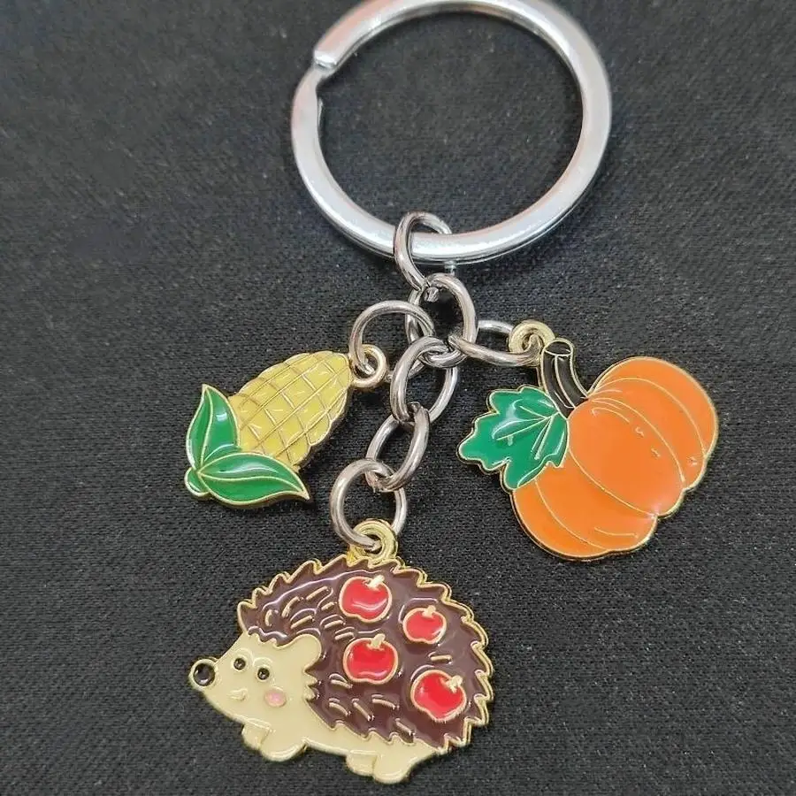 1/5/10/20/50/100pcs Hedgehog Keychain, Cute Animal Keyring, Corn Pumpkin Keychain, Men Bag Pendant Zinc Alloy Additions Funny Po