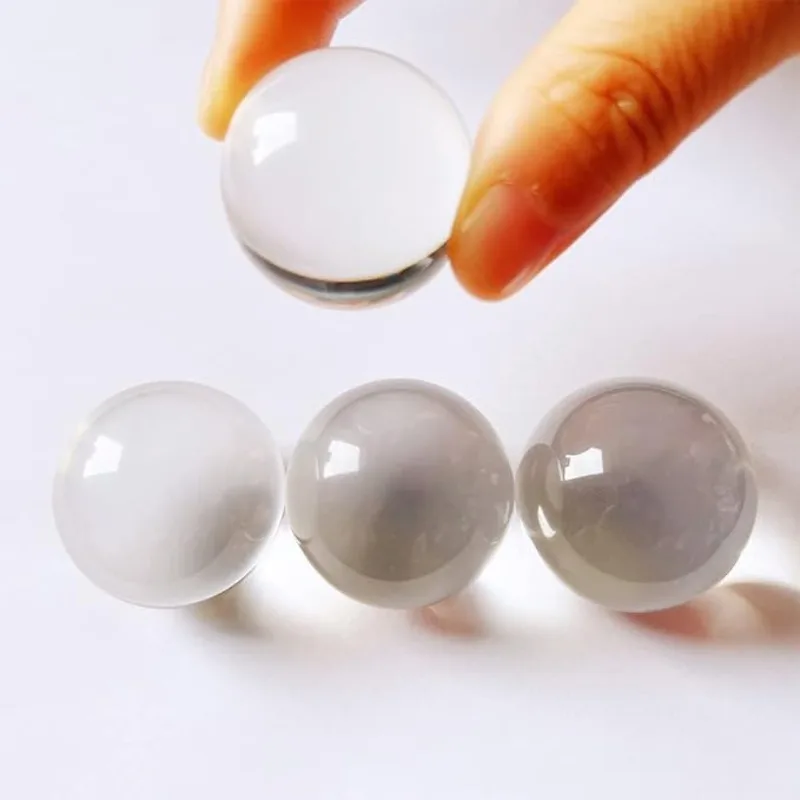 4Pack of 35mm Small Size Clear Acrylic Contact Juggling Ball Set to Manage Triangle of 3 or Pyramid of Multiple Balls Contact