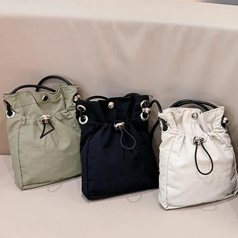 

Nylon Crossbody Bag Soft Mini Phone Wallet Multifunctional Square Shoulder Bag Crossbody Purse Canvas Purse Messenger Bag