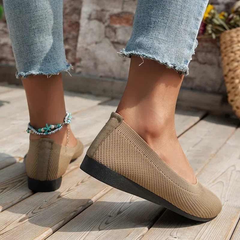 Frühlings-Damenschuhe, neue gestrickte Socken-Sneaker, atmungsaktive Slip-On-Loafer mit runder Zehenpartie, Größe 36-43, leichte Schuhe in Übergröße – Detail 16
