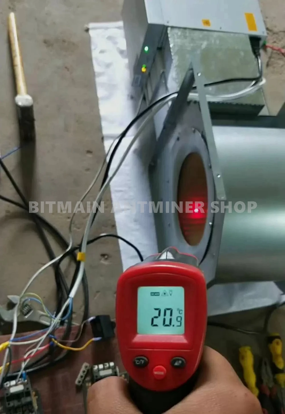 Miner Silencer Coling Fan For Mining Machines Horizontal Type Concealed Units For Antminer L7/Z15/S19/KA3/K7/D9/S19 series