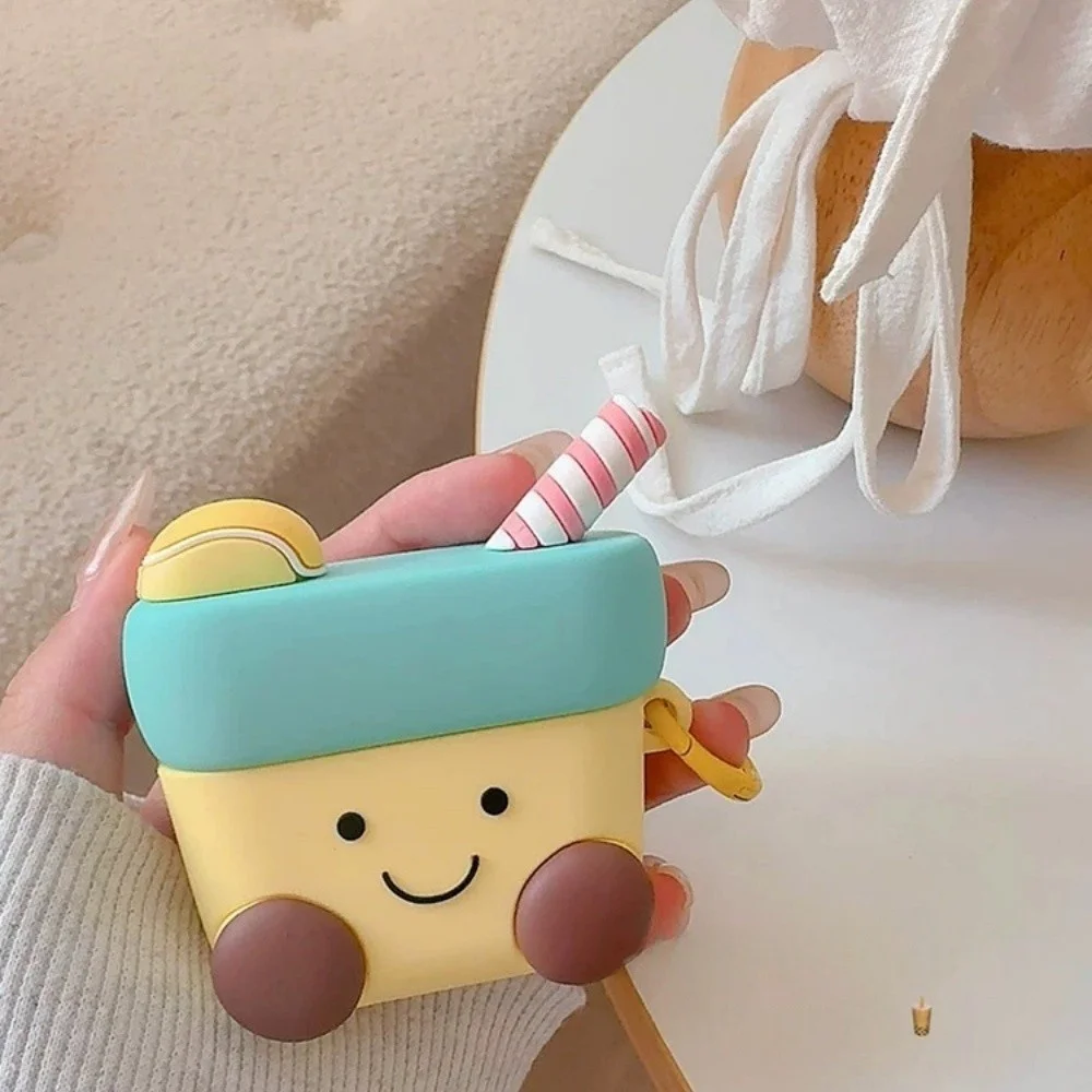[Xg] مشروب عصير الليمون المبتكر ثلاثي الأبعاد من السيليكون مناسب لطراز airpods4 الواقي الجديد
