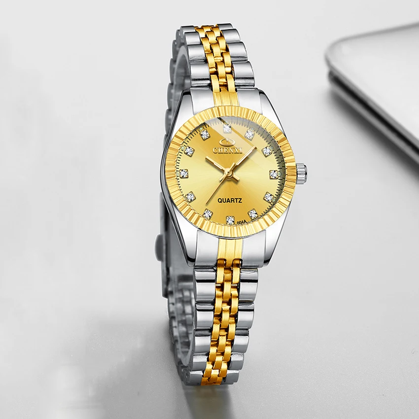 

ChenXI Woman Watch Золотые браслеты из нержавеющей стали Quartz Wristwatches Элегантные женские золотые водонепроницаемые часы Роскошный подарок